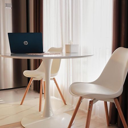 Lovely 1-Bedroom Rental Unit In Downtown Dushanbe Luaran gambar